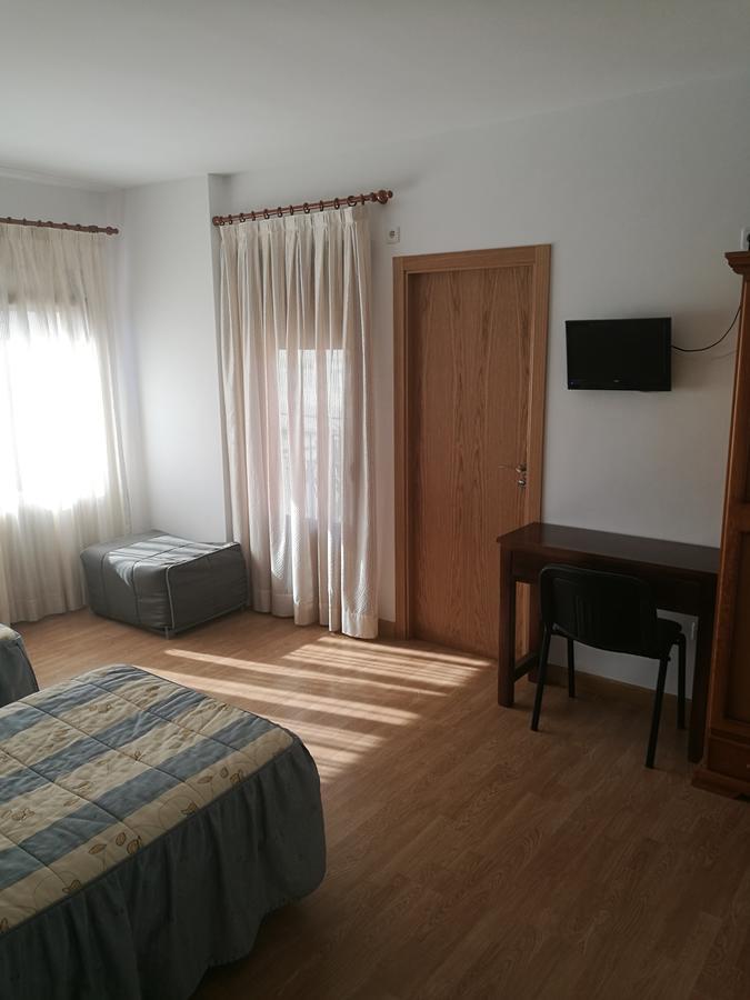 Hostal Mirobriga Ciudad Rodrigo Ngoại thất bức ảnh