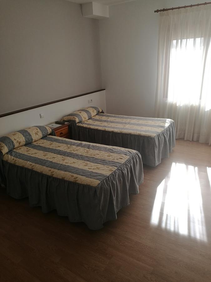 Hostal Mirobriga Ciudad Rodrigo Ngoại thất bức ảnh