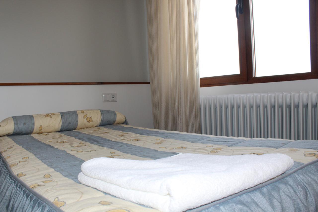Hostal Mirobriga Ciudad Rodrigo Ngoại thất bức ảnh
