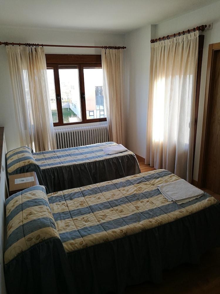 Hostal Mirobriga Ciudad Rodrigo Ngoại thất bức ảnh